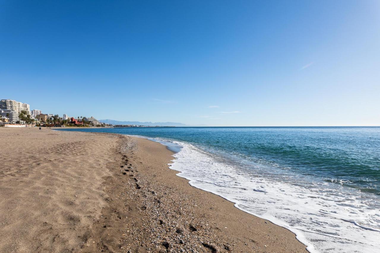 Acogedor Apartamento Con Piscina Y Vistas Al Mar Apartment Benalmadena Luaran gambar