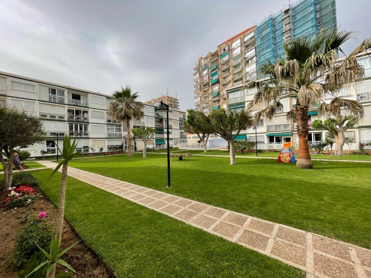 Acogedor Apartamento Con Piscina Y Vistas Al Mar Apartment Benalmadena Luaran gambar